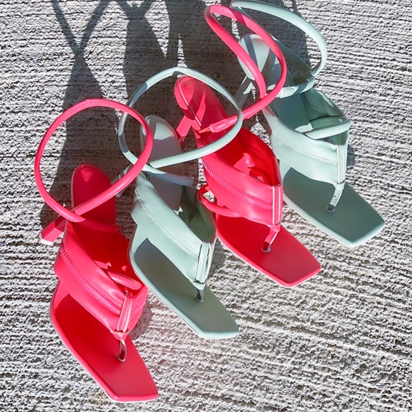 FIONA- MINT - Picture 2 of 4